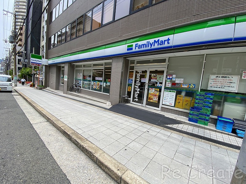 コンビニ　ファミリーマート内久宝寺町三丁目店（コンビニ）まで172m