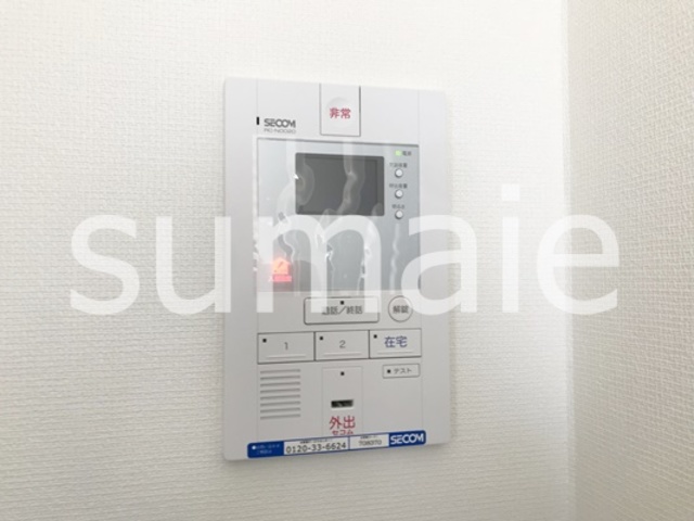 セキュリティ　オートロック付モニターホン完備。