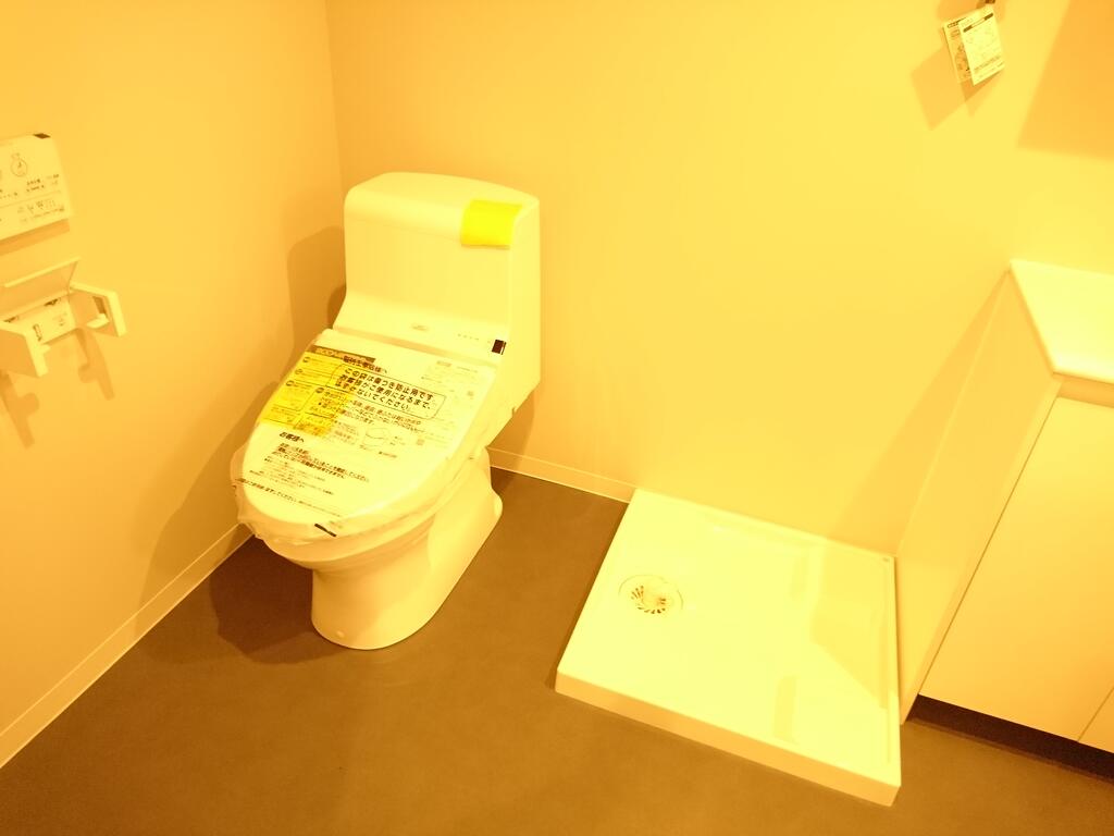 トイレ　トイレ・洗濯機置場