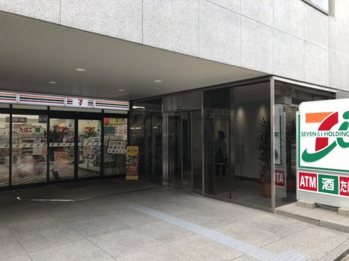 コンビニ　セブンイレブン 大阪西中島7丁目店（コンビニ）まで290m