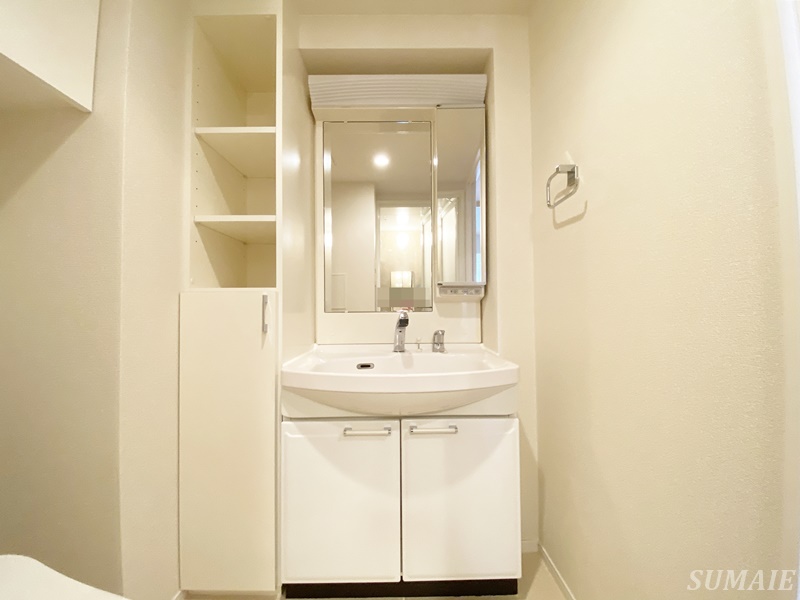 洗面設備　独立洗面台です☆