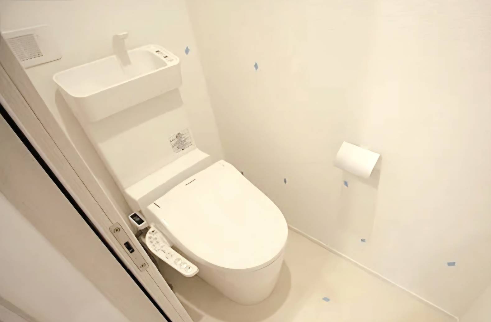 トイレ　トイレ