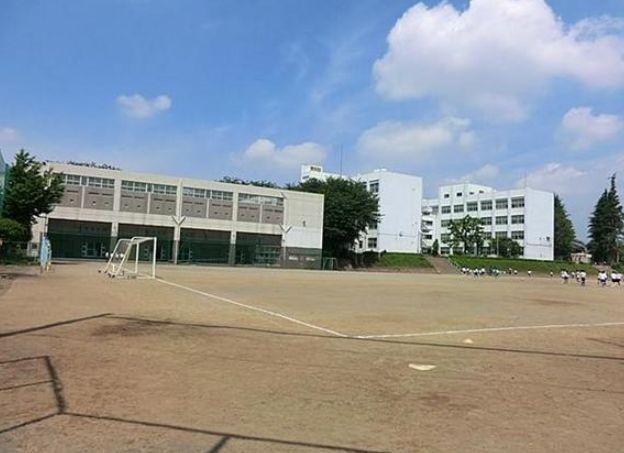 スーパー　★大和市立つきみ野中学校★（スーパー）まで1254m