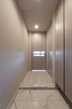 玄関　物件画像