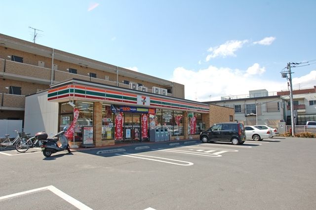 コンビニ　セブンイレブン南越谷5丁目店（コンビニ）まで210m