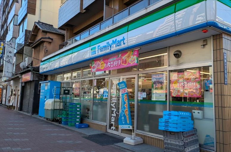 コンビニ　ファミリーマート江東東陽一丁目店（コンビニ）まで197m
