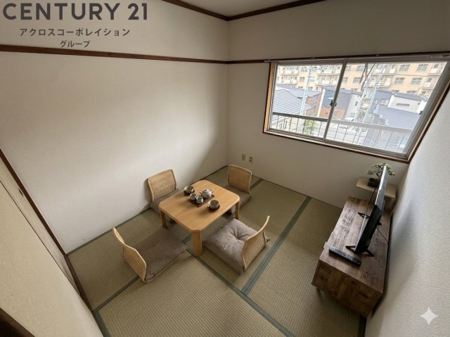 居室・リビング　画像中の家具はAI加工により配置加工しているため付属しません