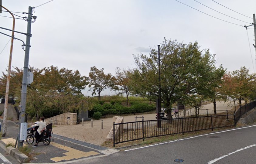 公園　狭山池公園（公園）まで1077m