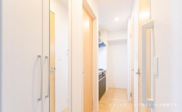 玄関　※同社施工同モデル