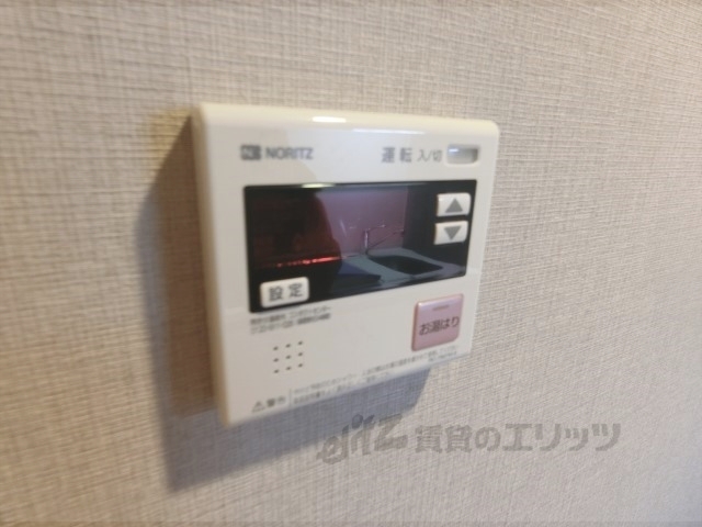 その他設備　給湯器リモコン