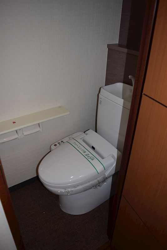 トイレ　別部屋参考