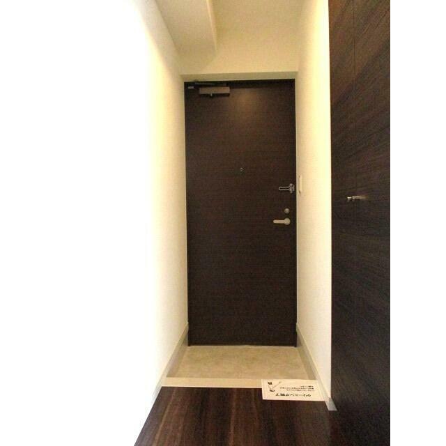 玄関　別部屋同間取