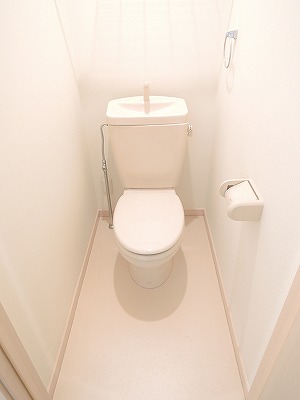 トイレ　※別部屋参考写真