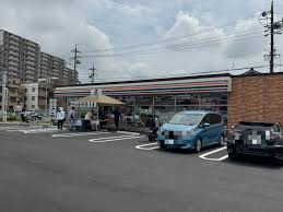 コンビニ　セブンイレブン 名古屋柴田本通1丁目店（コンビニ）まで521m