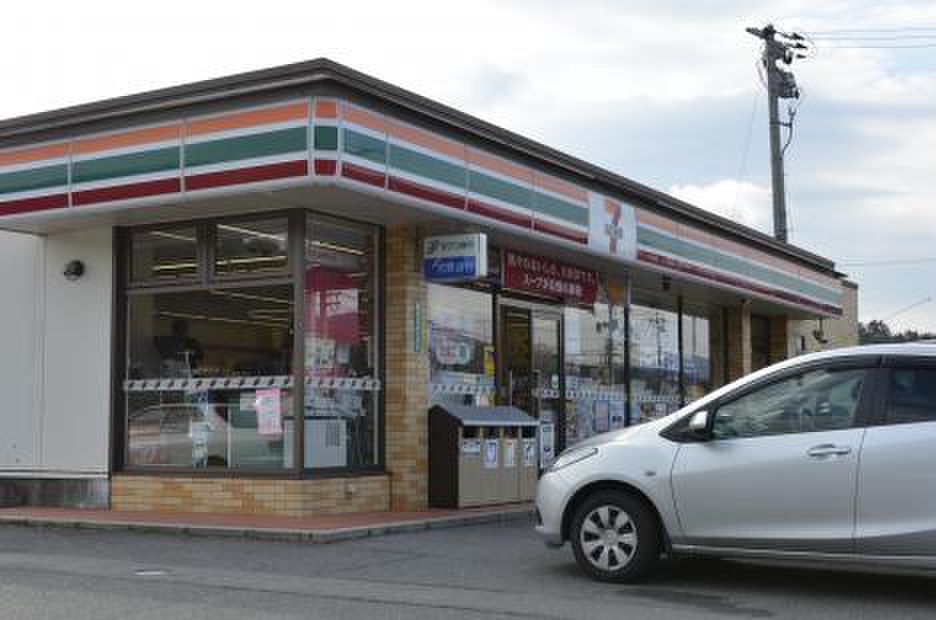 コンビニ　セブンイレブン 熊野町初神店（コンビニ）まで511m