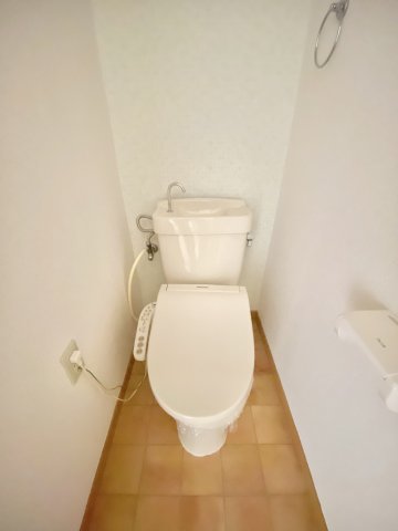 トイレ　コンパクトで使いやすいトイレです