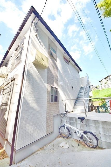 建物外観　お部屋探しはタウンハウジング稲毛店まで！