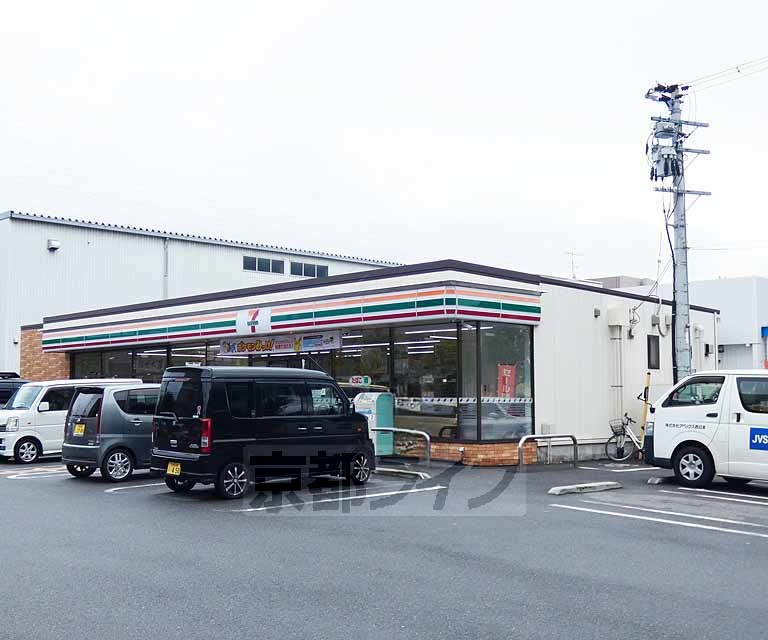 コンビニ　セブンイレブン 伏見北端町店（コンビニ）まで225m