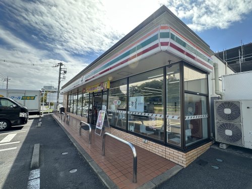 コンビニ　セブンイレブン市原惣社店（コンビニ）まで992m