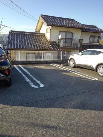 駐車場　駐車場があります