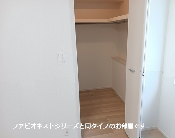 ＪＲ山陽本線 福山駅 バス乗車時間：15分 最寄りバス停で下車 徒歩2分 2階建 新築の内装写真