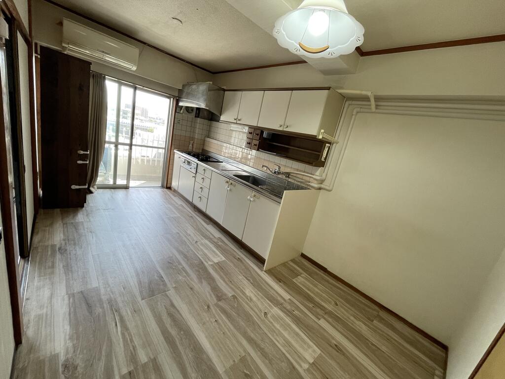 春日マンションB棟のキッチン写真
