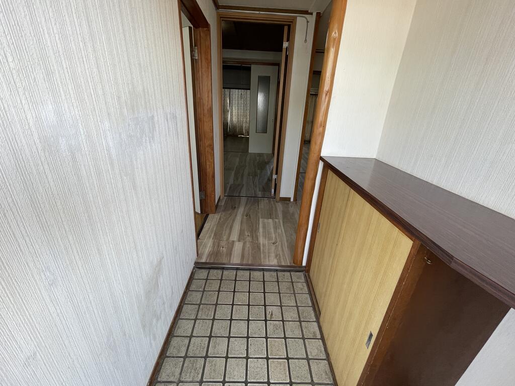 春日マンションB棟の玄関写真