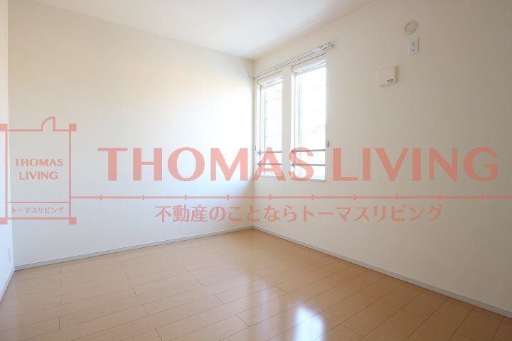 その他部屋・スペース　エアコンはリビングと洋室2台付きです。