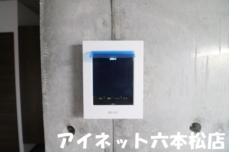 セキュリティ　モニター付きインターホンで安心です