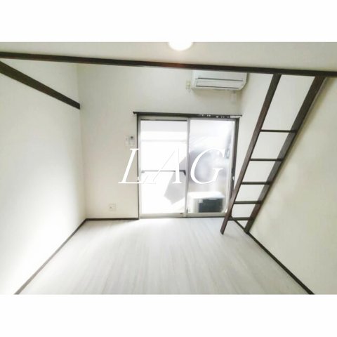 居室・リビング　洋室のお部屋です。