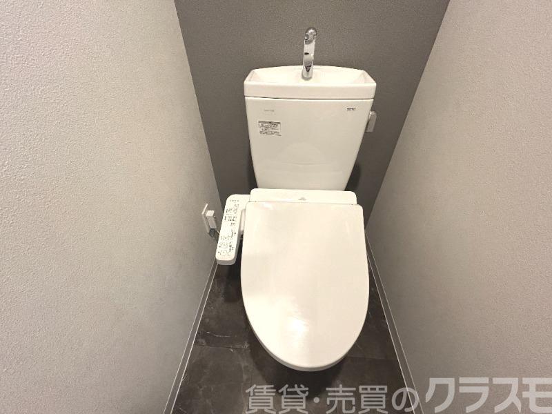 トイレ　ウォシュレット＆ウォームレット
