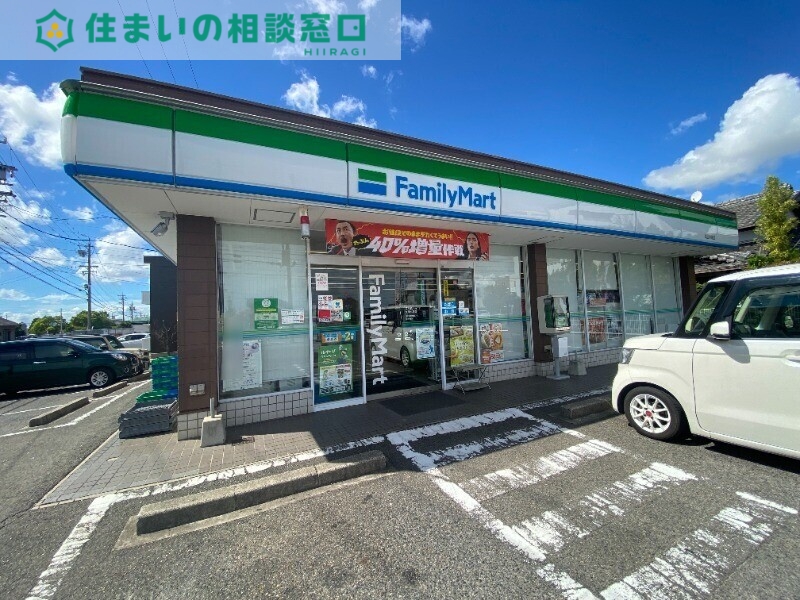 コンビニ　ファミリーマート矢田小南店（コンビニ）まで472m