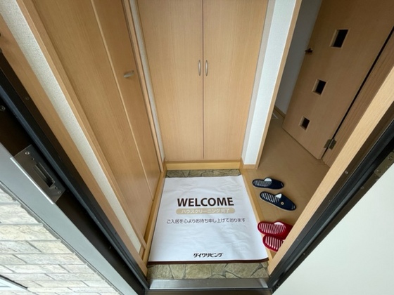 玄関　※別部屋の写真です