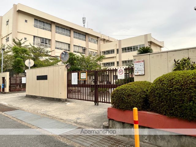 小学校　摂津市立味生小学校（小学校）まで5006m