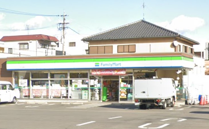 コンビニ　ファミリーマート 中村向島店（コンビニ）まで515m