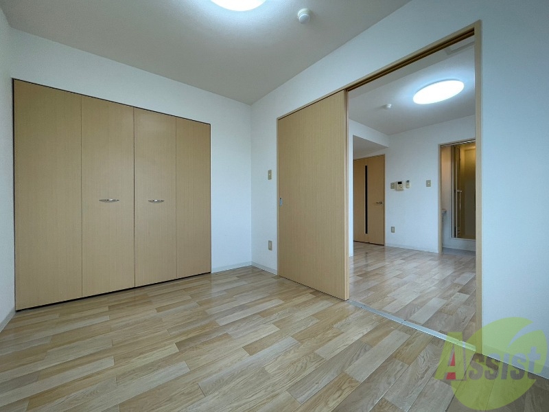 居室・リビング　広くてキレイなお部屋が広がっていて、充実した生活が送れそう。