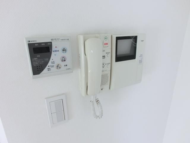セキュリティ　給湯リモコン　TVドアホン
