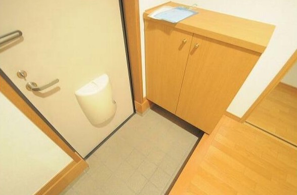 玄関　※別部屋写真参考※