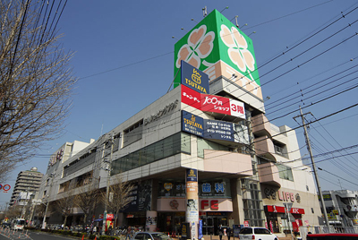スーパー　ライフ 吉川駅前店（スーパー）まで750m