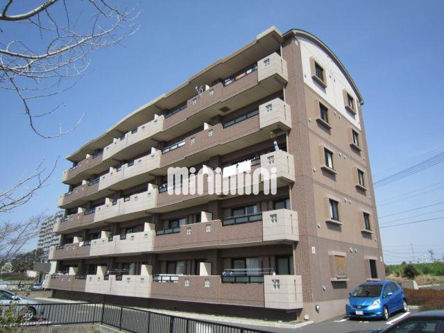 建物外観　オートロック付き鉄筋コンクリートマンション