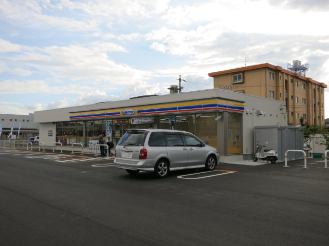 コンビニ　ミニストップ瑞穂只越店（コンビニ）まで499m