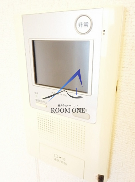 セキュリティ　モニター付きインターホンです。