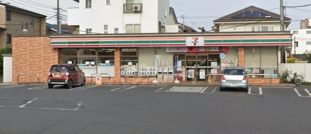 コンビニ　セブンイレブンさいたま浅間町店（コンビニ）まで500m