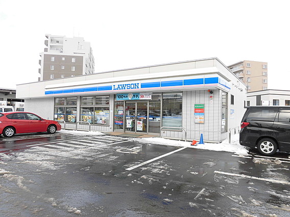 コンビニ　ローソン札幌発寒6条四丁目店（コンビニ）まで244m