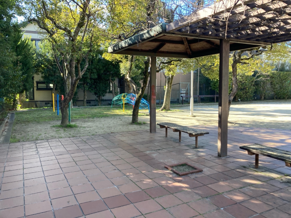 公園　蛍池東公園（公園）まで457m