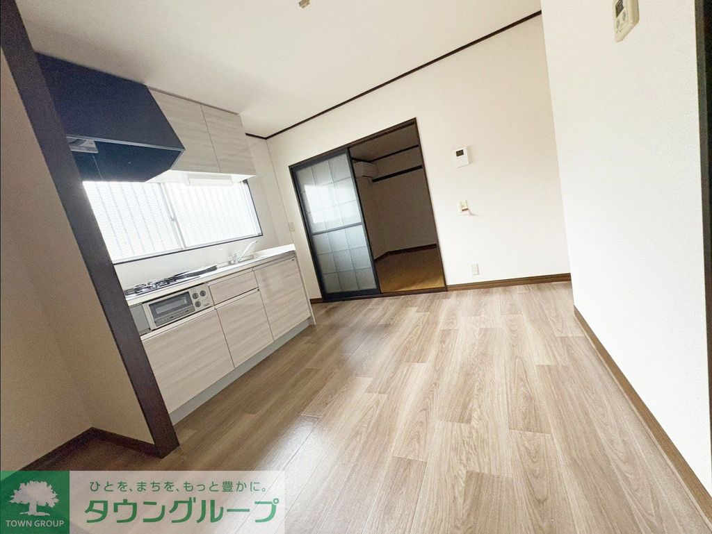 Village永山 Cの居間写真