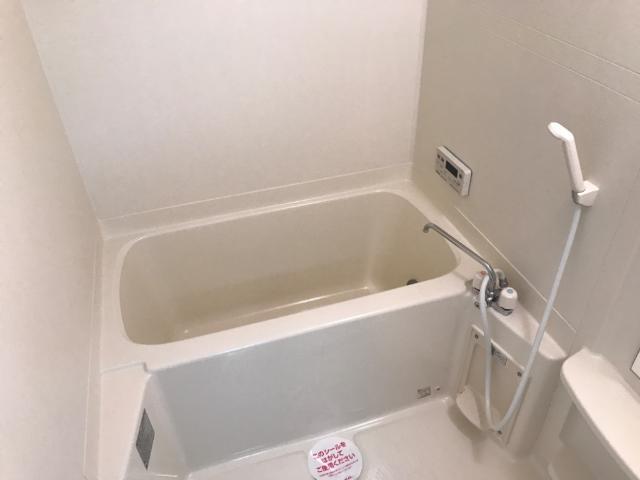 バス・シャワールーム　追焚き付バス