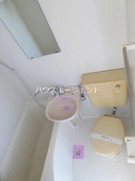 バス・シャワールーム　バストイレ同室です。お掃除ラクラク♪※参考画像