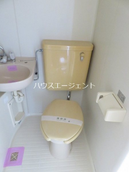 トイレ　清潔感のあるトイレ。※参考画像