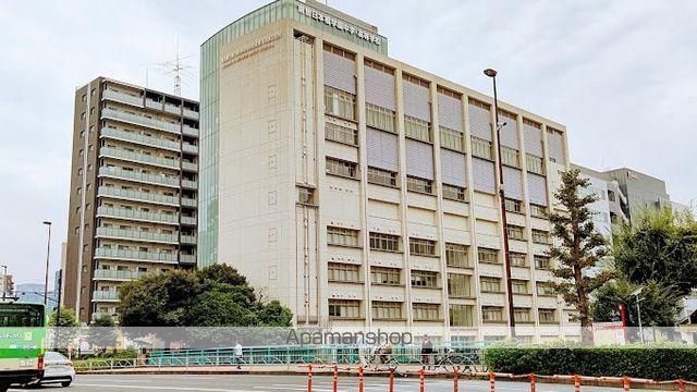 高校・高専　開智日本橋学園中学校・日本橋女学館高等学校（高校・高専）まで303m